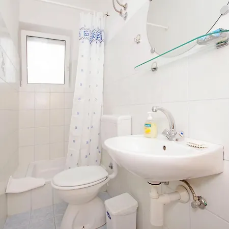 Slobodanka Apartamento Makarska