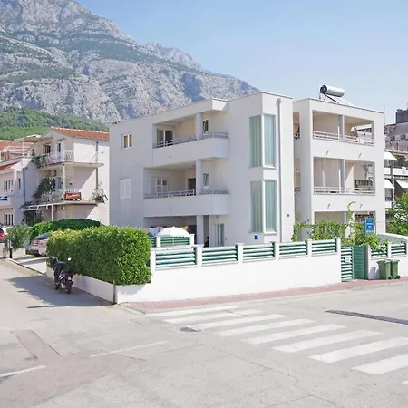 Slobodanka Apartamento Makarska